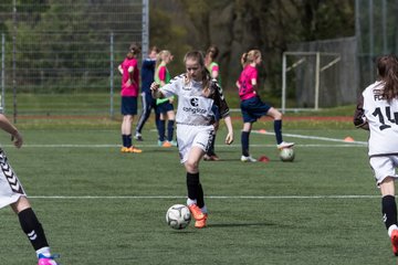 Bild 40 - B-Juniorinnen Ellerau - St. Pauli : Ergebnis: 1:1